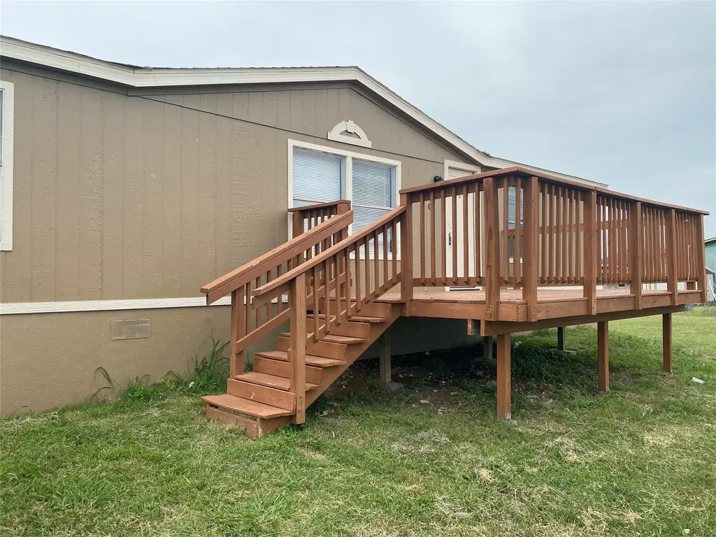 110 Thomas Park Drive, Hutto