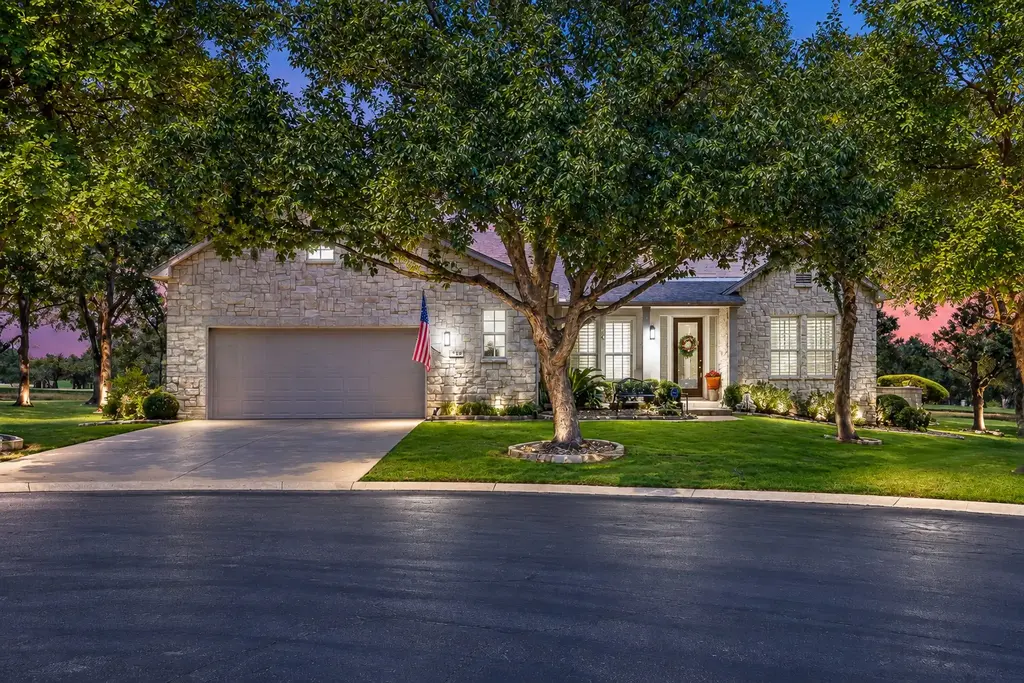 112 Blue Sky Court, Georgetown