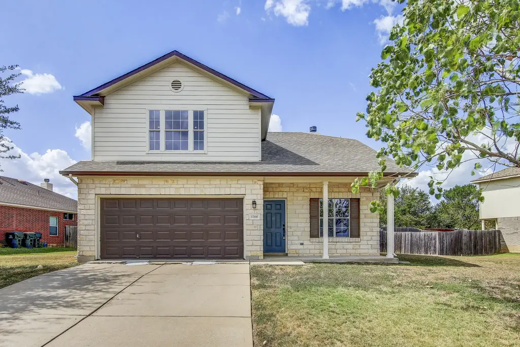 1266 Cherrywood, Kyle