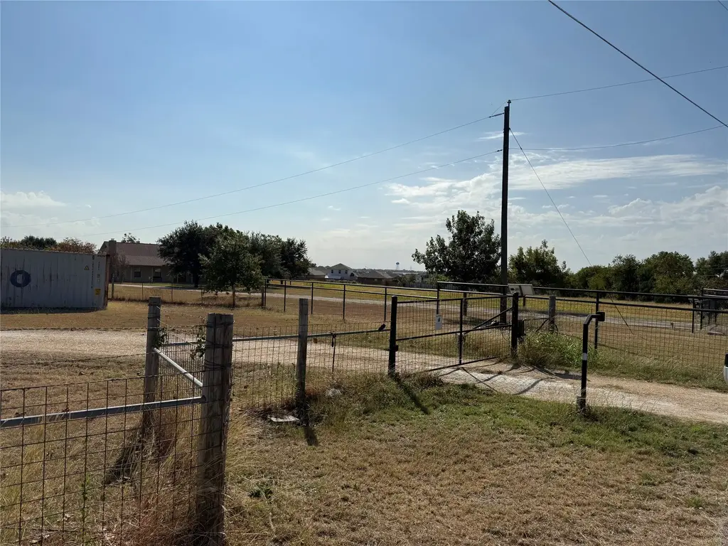 13200 Ih 35 Highway, Jarrell