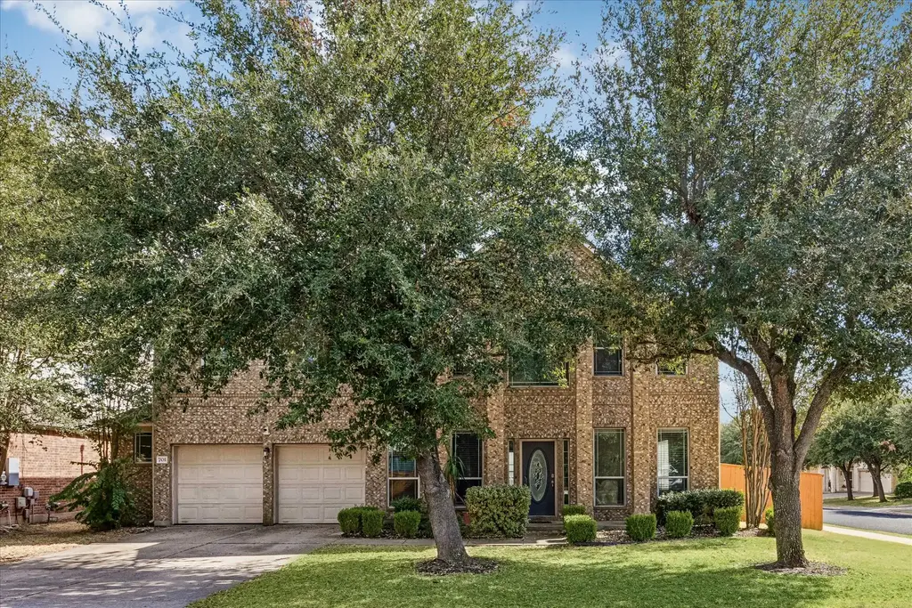 701 Crestwood Lane, Round Rock