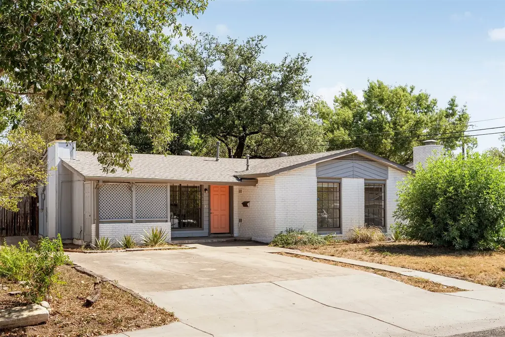 1612 Broadmoor Drive, Austin