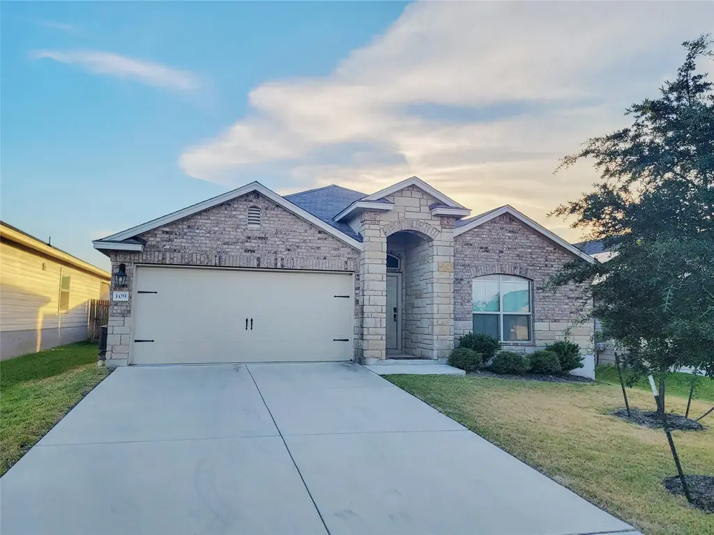 109 Akston Court, Jarrell