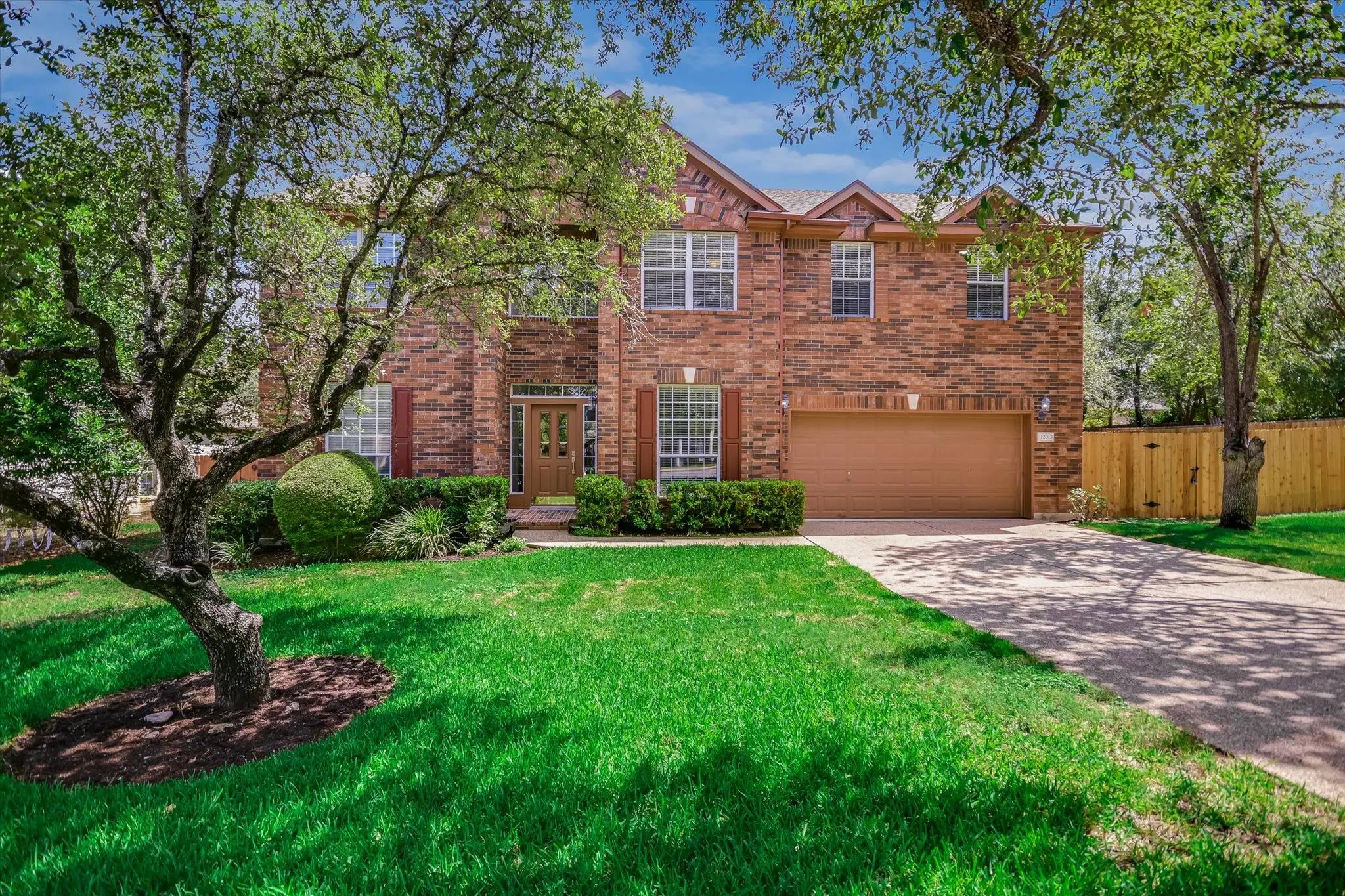 Photo of Listing #8693044