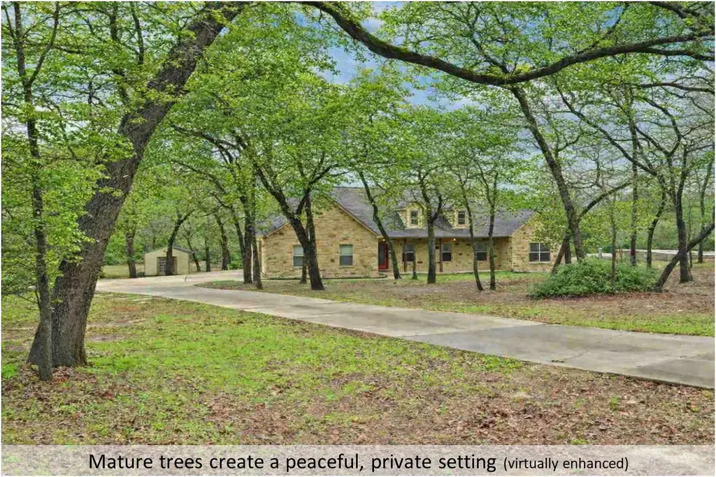 170 Woodland Court, Bastrop