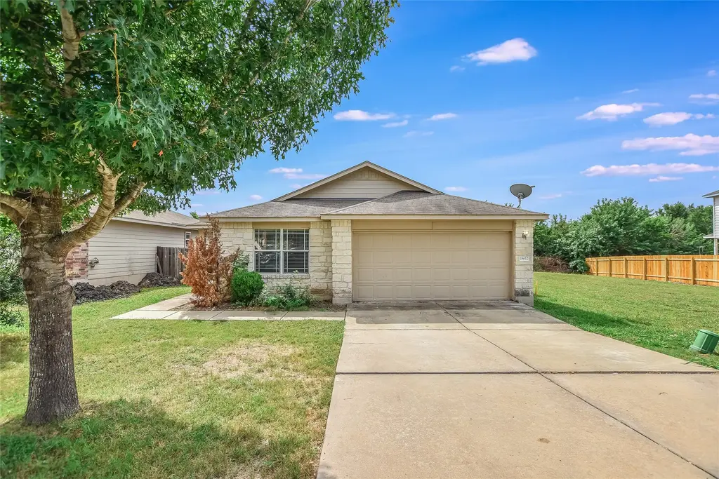 18612 Great Falls Drive, Manor