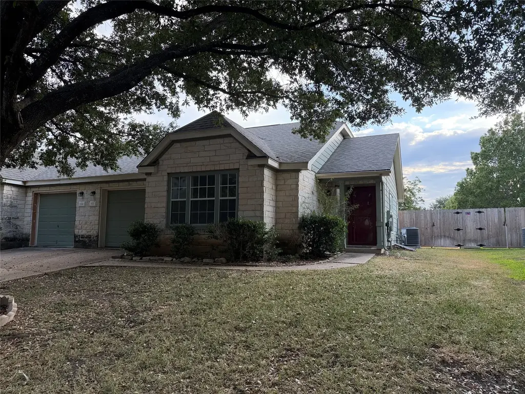 172 Prairie Springs Loop, Georgetown