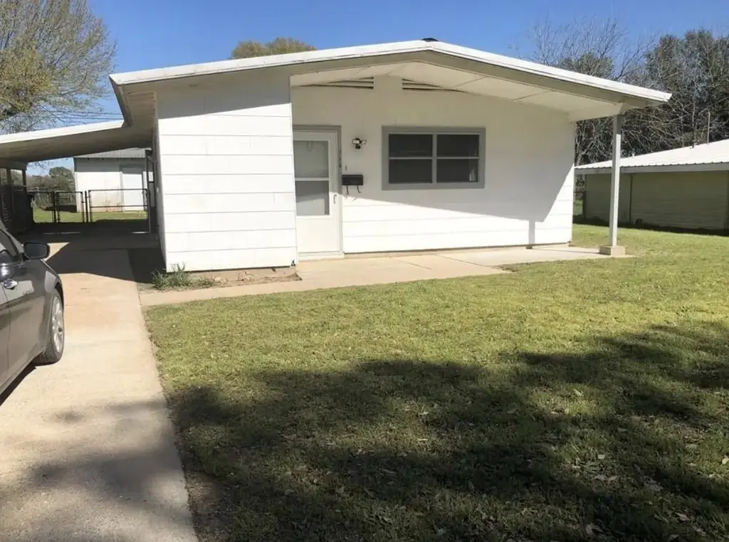 718 Hogan Drive, Rockdale