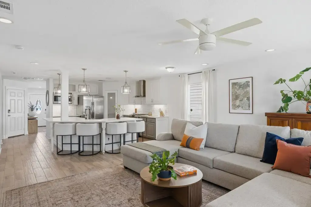 4917 Lexington Meadow Lane, Del Valle