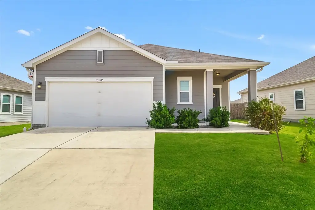 13505 Arthur Vandenburg Way, Manor