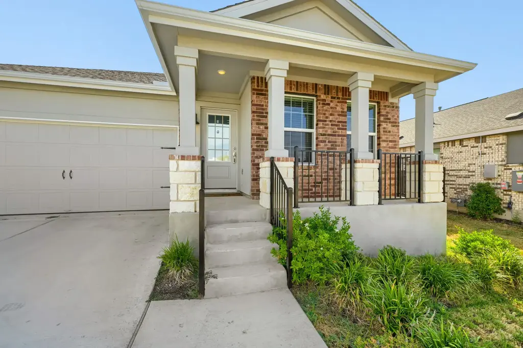 2521 Four Waters Loop, Georgetown
