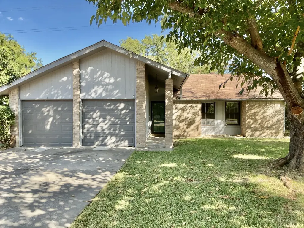 408 E Central Drive, Georgetown