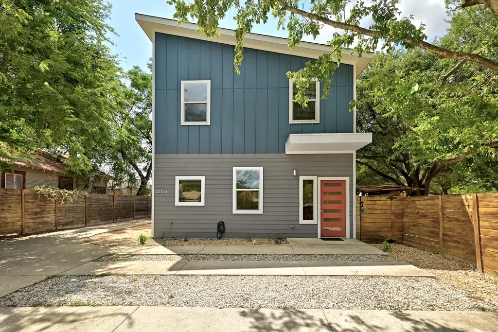 6213 Felix Avenue A, Austin