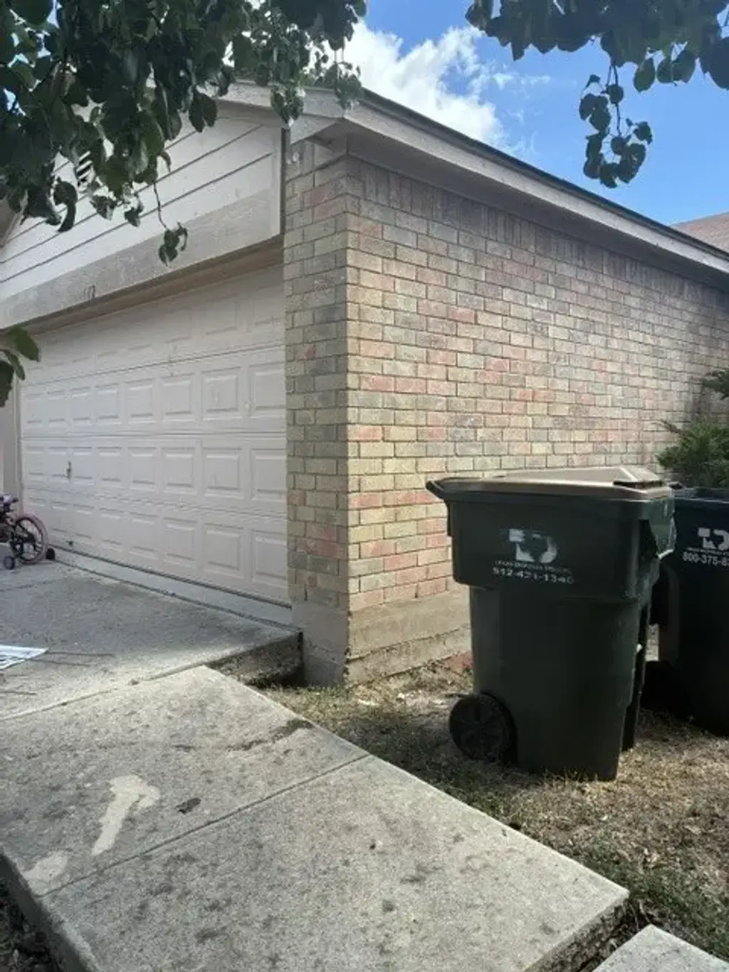 112 Azolar Street, San Marcos