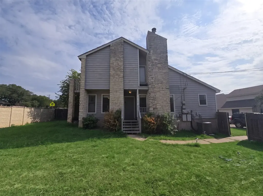 1758/1760 Horseshoe Circle, Round Rock