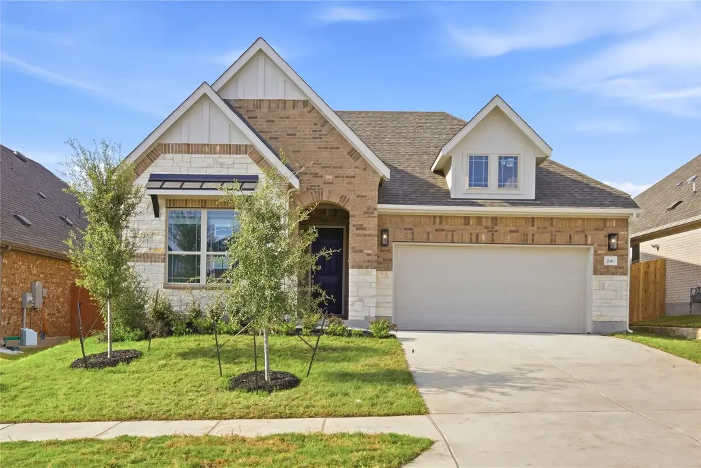 241 Mango Circle, Buda