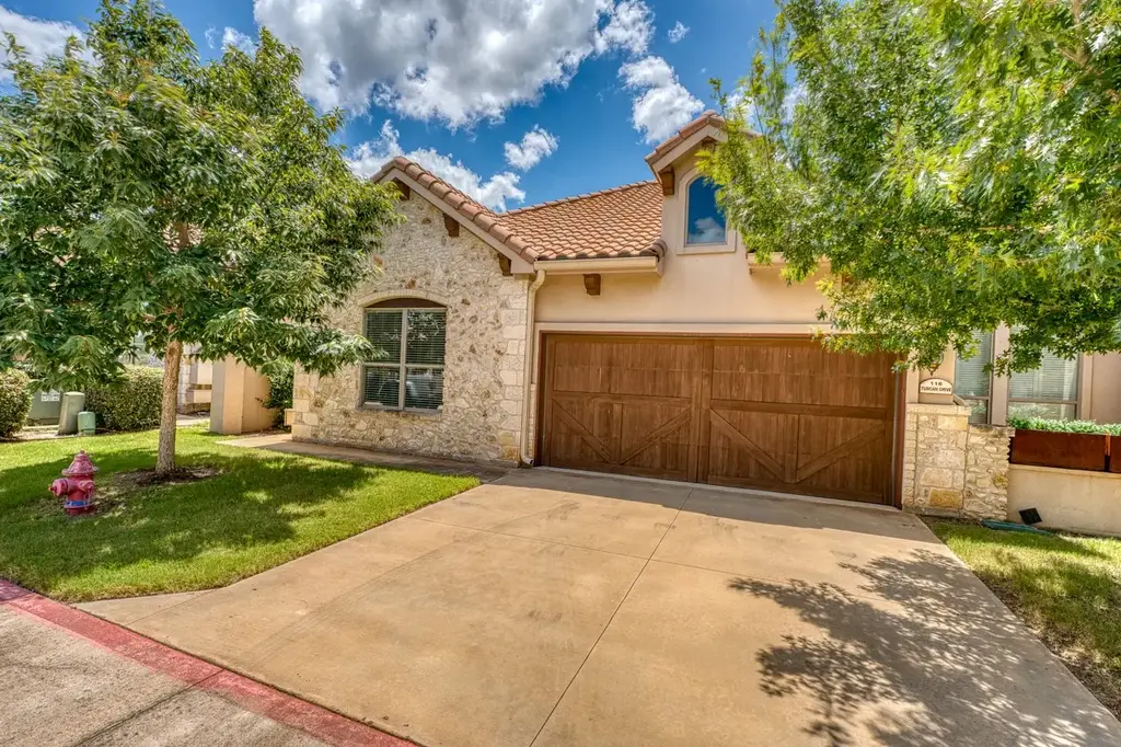 116 Tuscan Drive, Horseshoe Bay