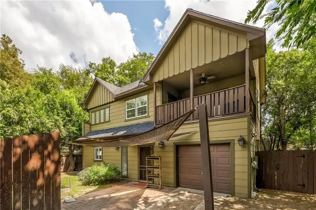 2415 Durwood Street B, Austin