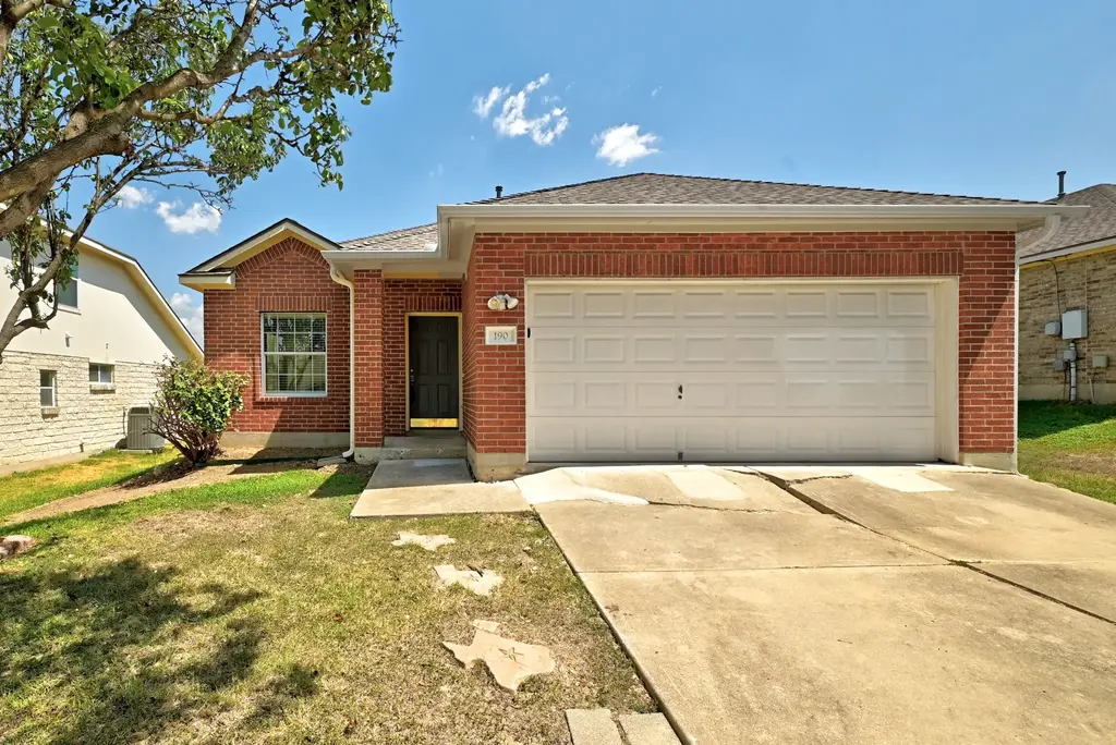 190 Pecanwood North, Kyle