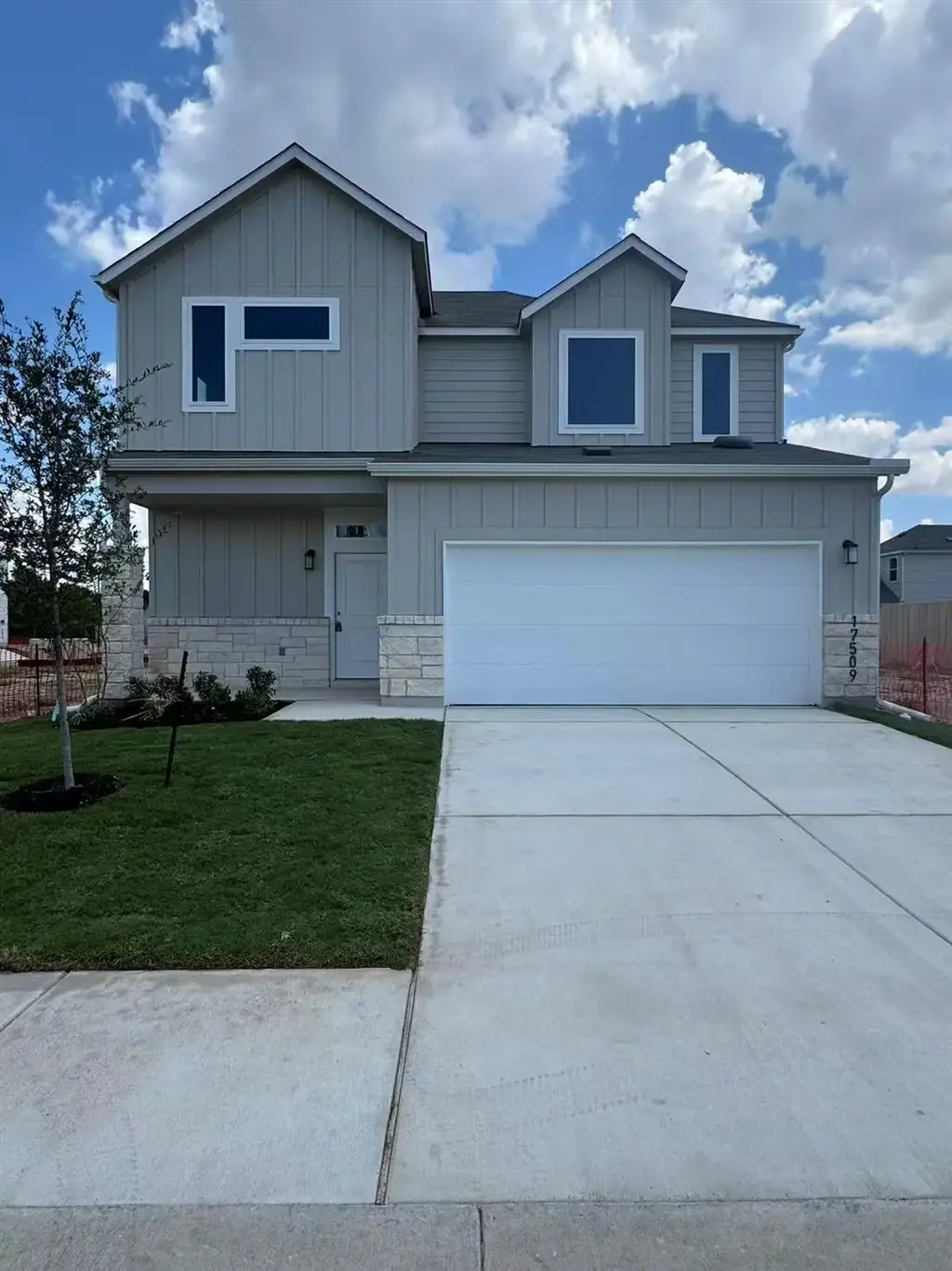 17509 Torneo Drive 82, Round Rock