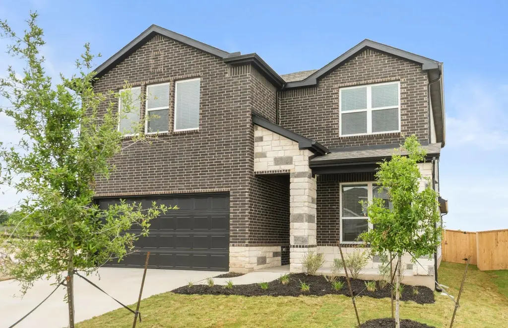 545 Henry Milton Road, Georgetown