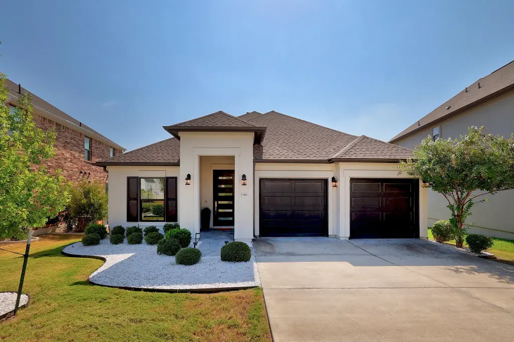 1340 Brescia Walk, Leander