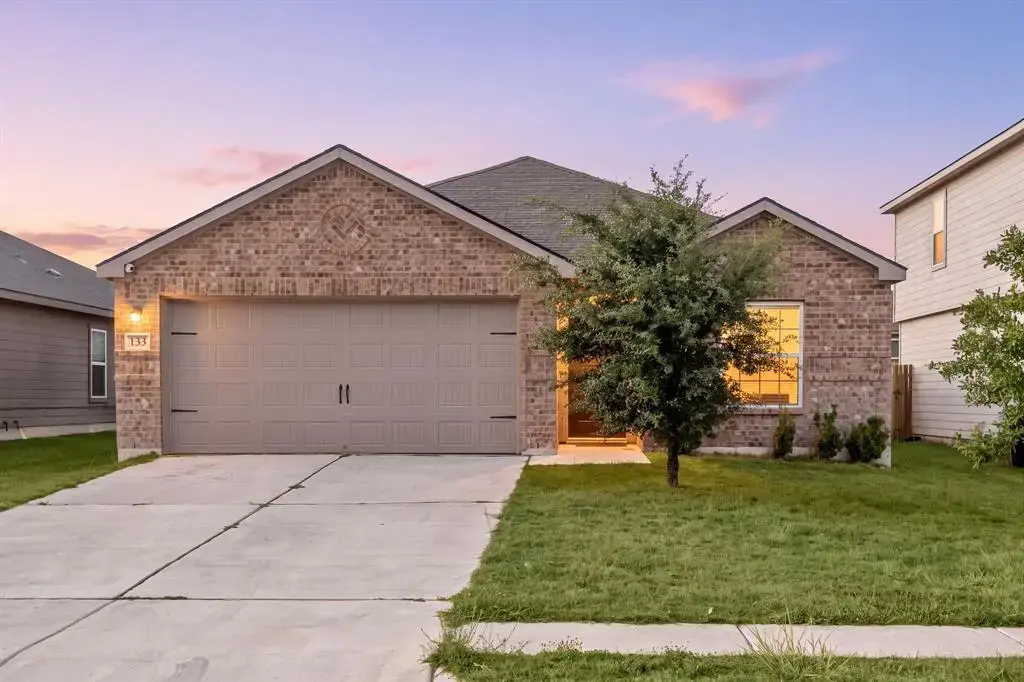 133 Dupont Pass, Jarrell