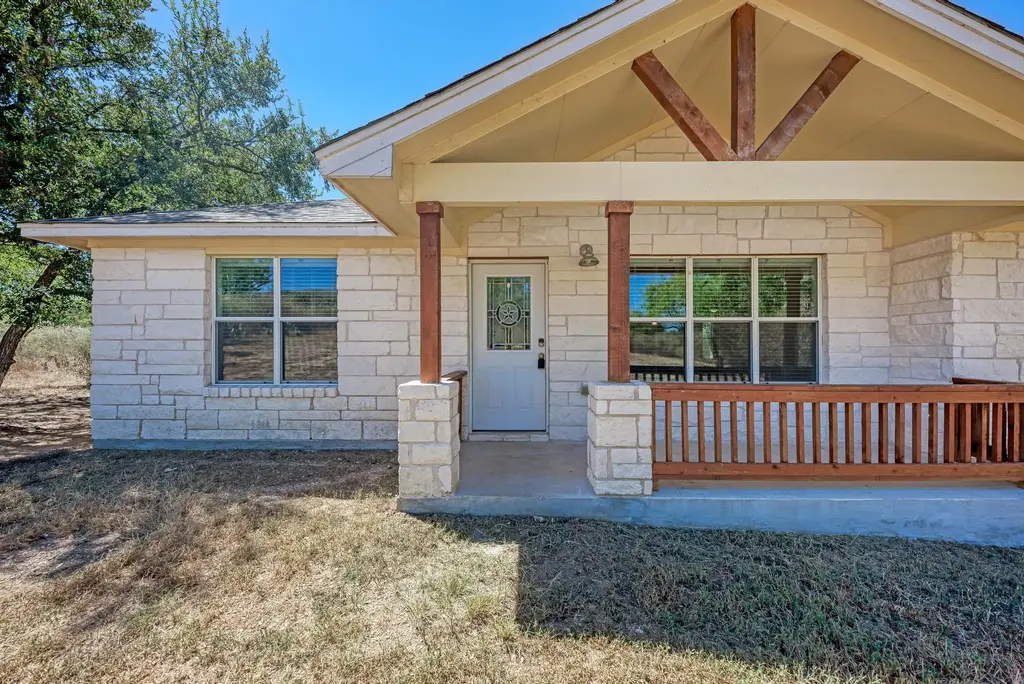 117 North Pass, Kingsland