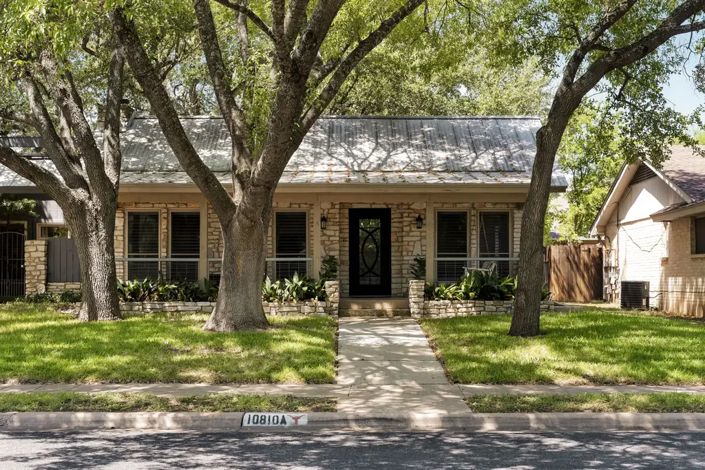 10810 Pinehurst Drive 1, Austin