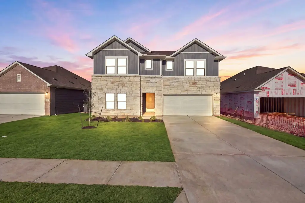 120 Wind Hill, Jarrell