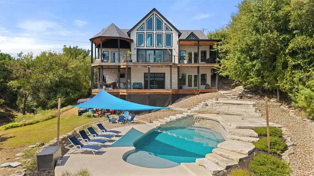 1289 Lakeshore Drive, Spicewood