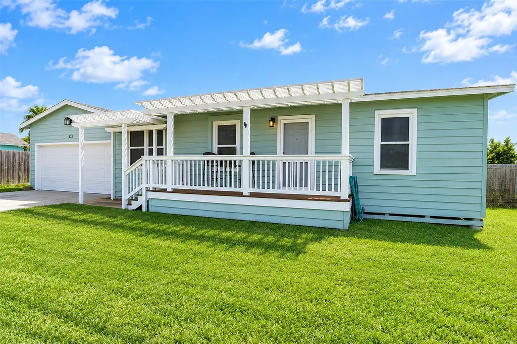 1322 Omohundro Street, Rockport
