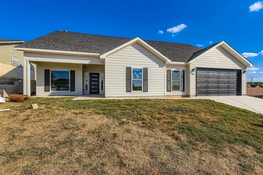 1403 Sunset Drive, Marble Falls