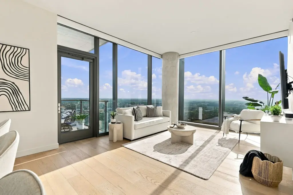 44 East Avenue 3604, Austin