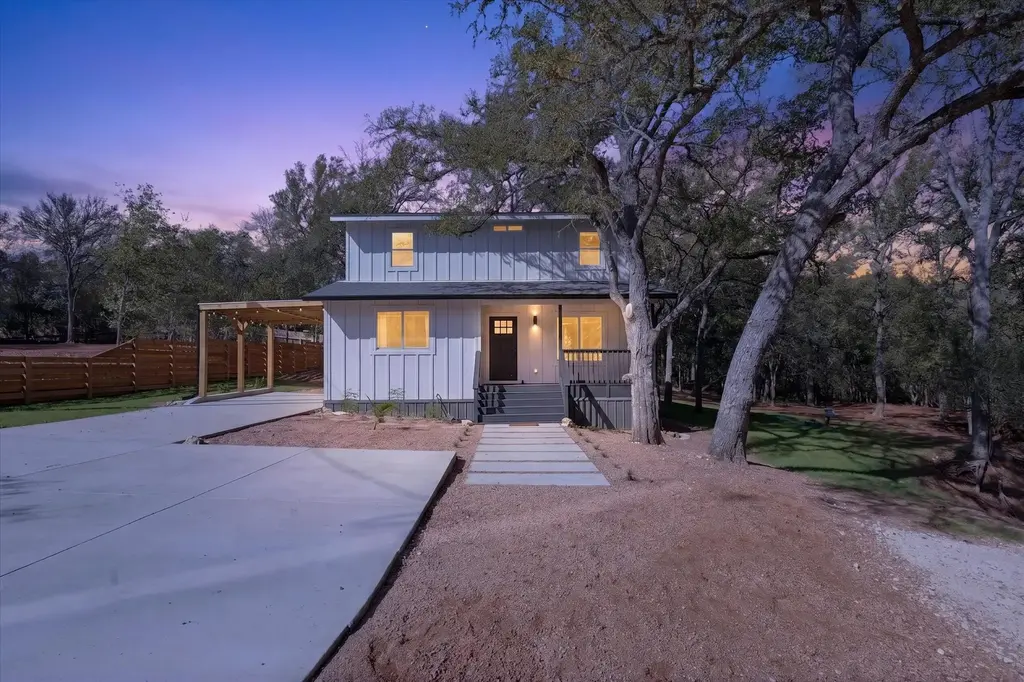 182 Helemano Drive, Bastrop