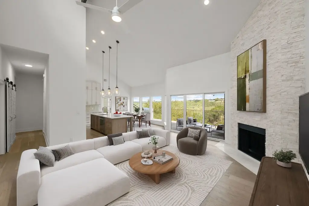 1520 Ben Crenshaw Way 219, Austin