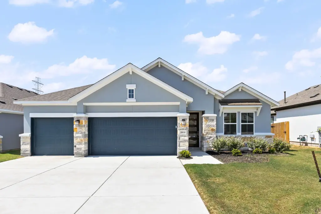 19132 Ariel Elena Way, Pflugerville