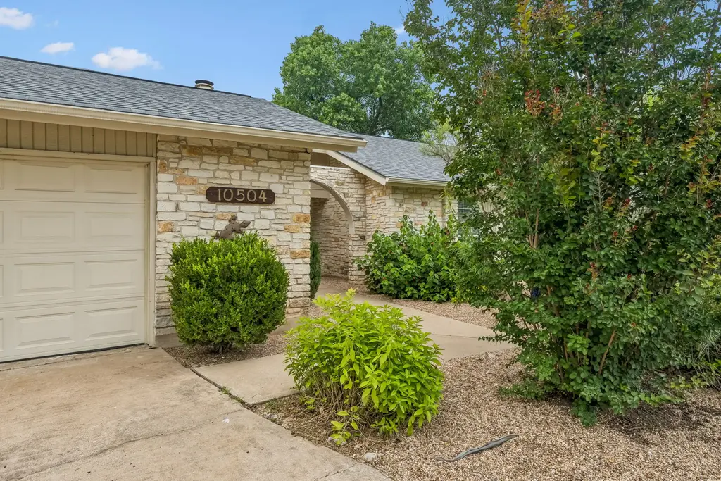 10504 Wagon Gap Drive, Austin