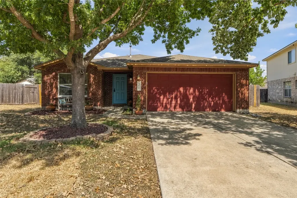 405 Fairfield Loop, Leander
