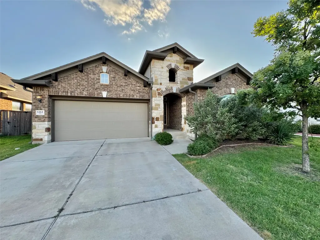 1212 Matt Lane, Round Rock
