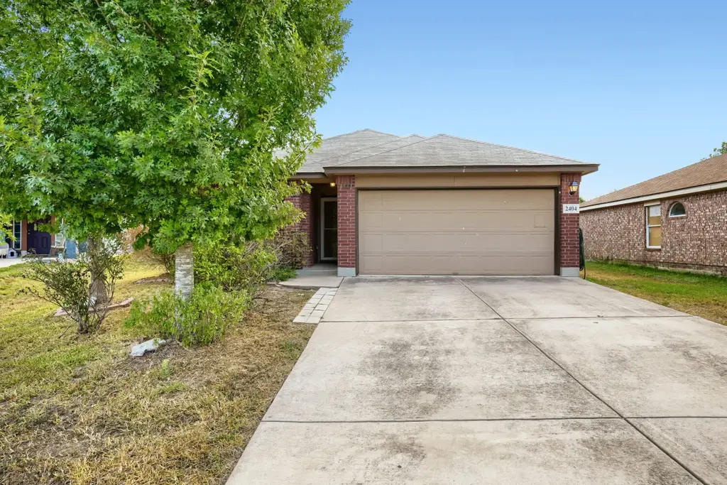 2404 Night Sky Cove, Lockhart