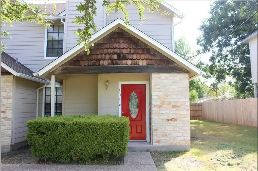 404 West Street D, Hutto