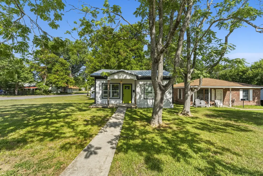 901 S 23rd Street, Temple