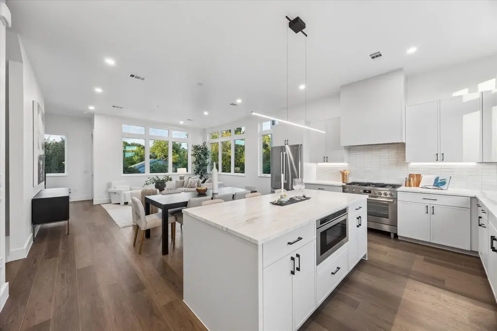 4101 Menchaca Road 203, Austin