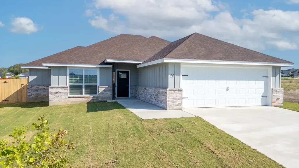 150 Water Well Road, Burnet