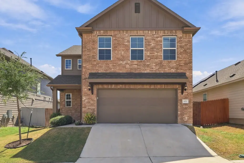 609 Falkland Trace, Austin