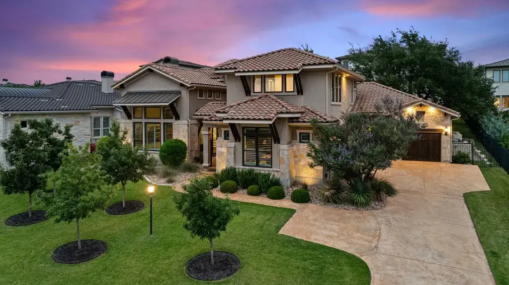 320 Bisset Court, Lakeway