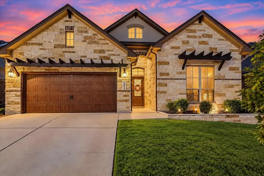 1004 Hezekiah Lane, Leander