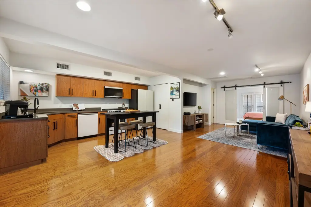 1115 10th Street 209, Austin