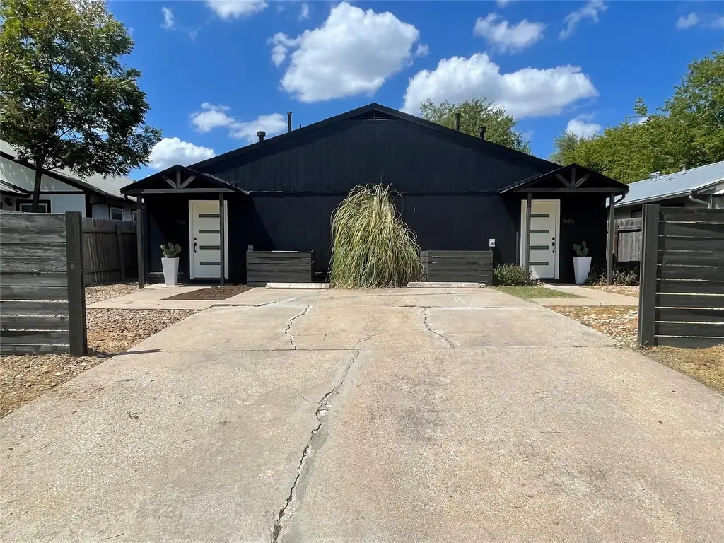 1118 Brookswood Avenue A & B, Austin